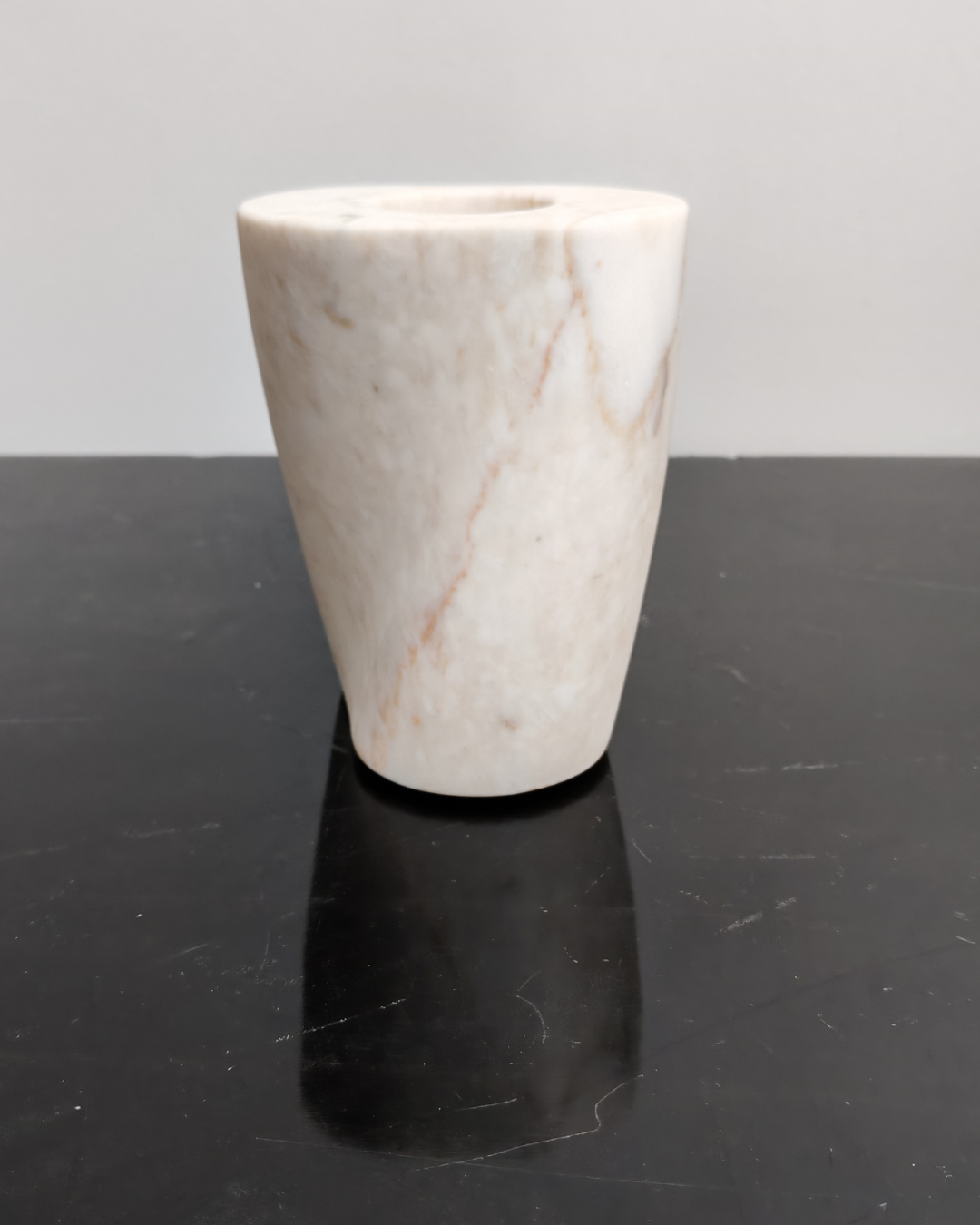 vie del marmo - VASE CROSS FINGERS / SMALL 1