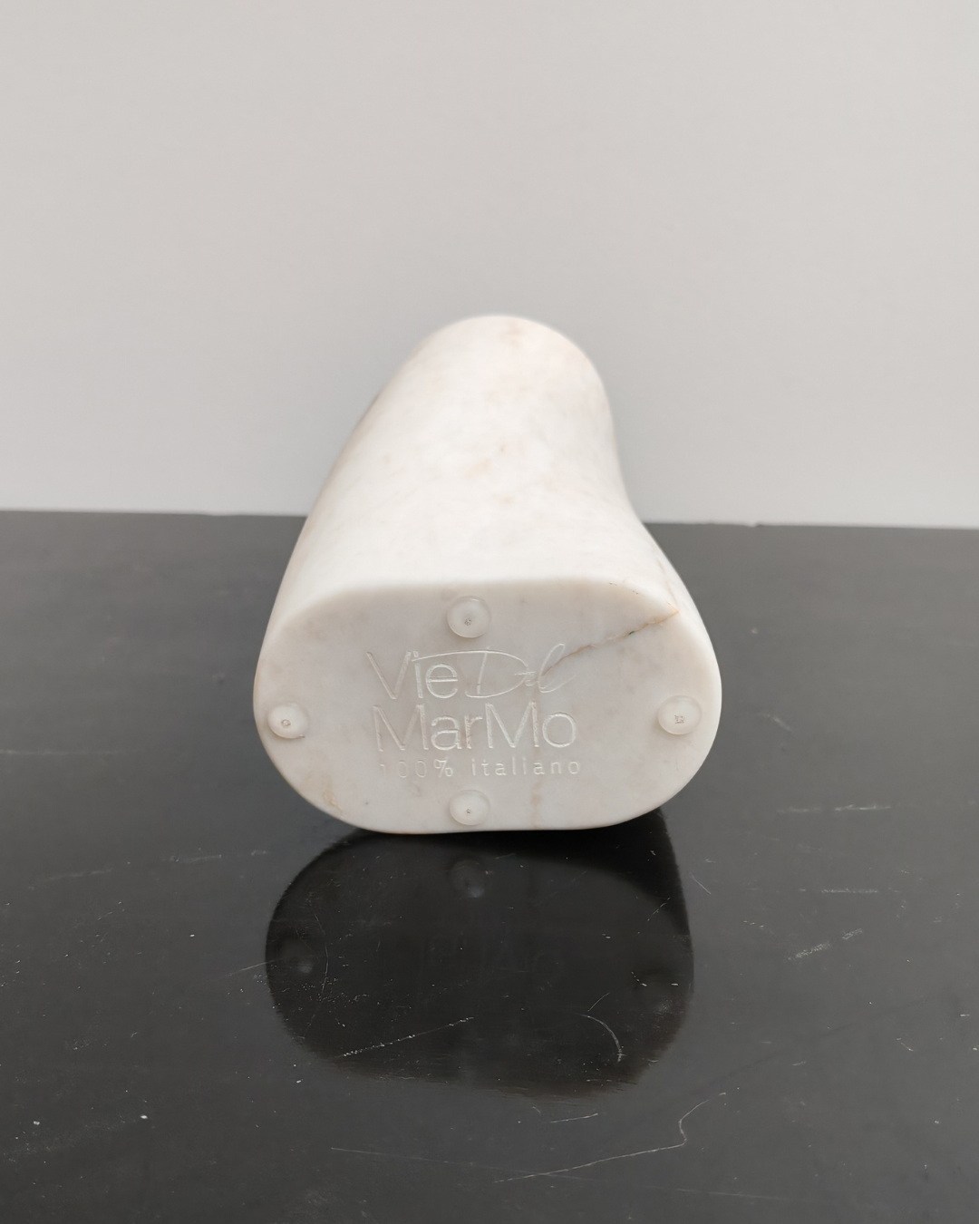 vie del marmo - VASE CROSS FINGERS / SMALL 1